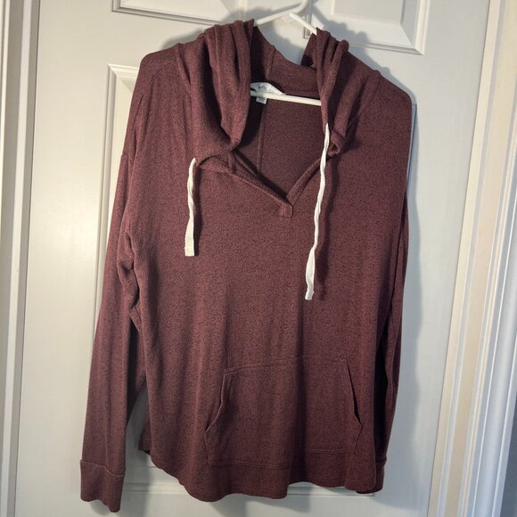 Market & Spruce Hoodie - Picture 2 of 3